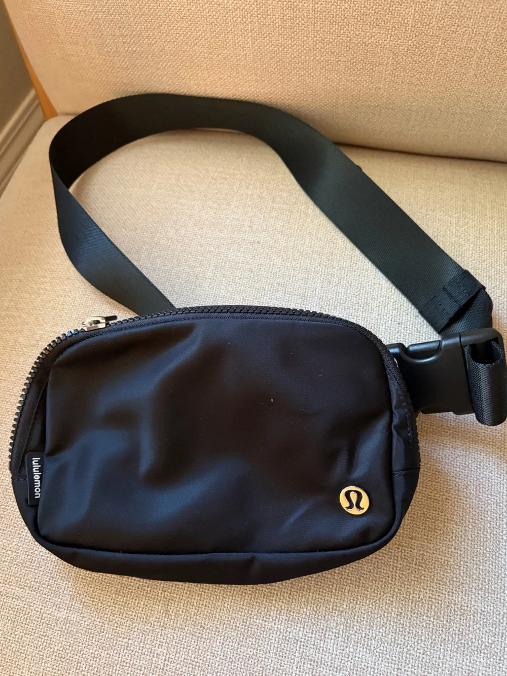 lululemon everywhere belt bag - Picture 1 of 5